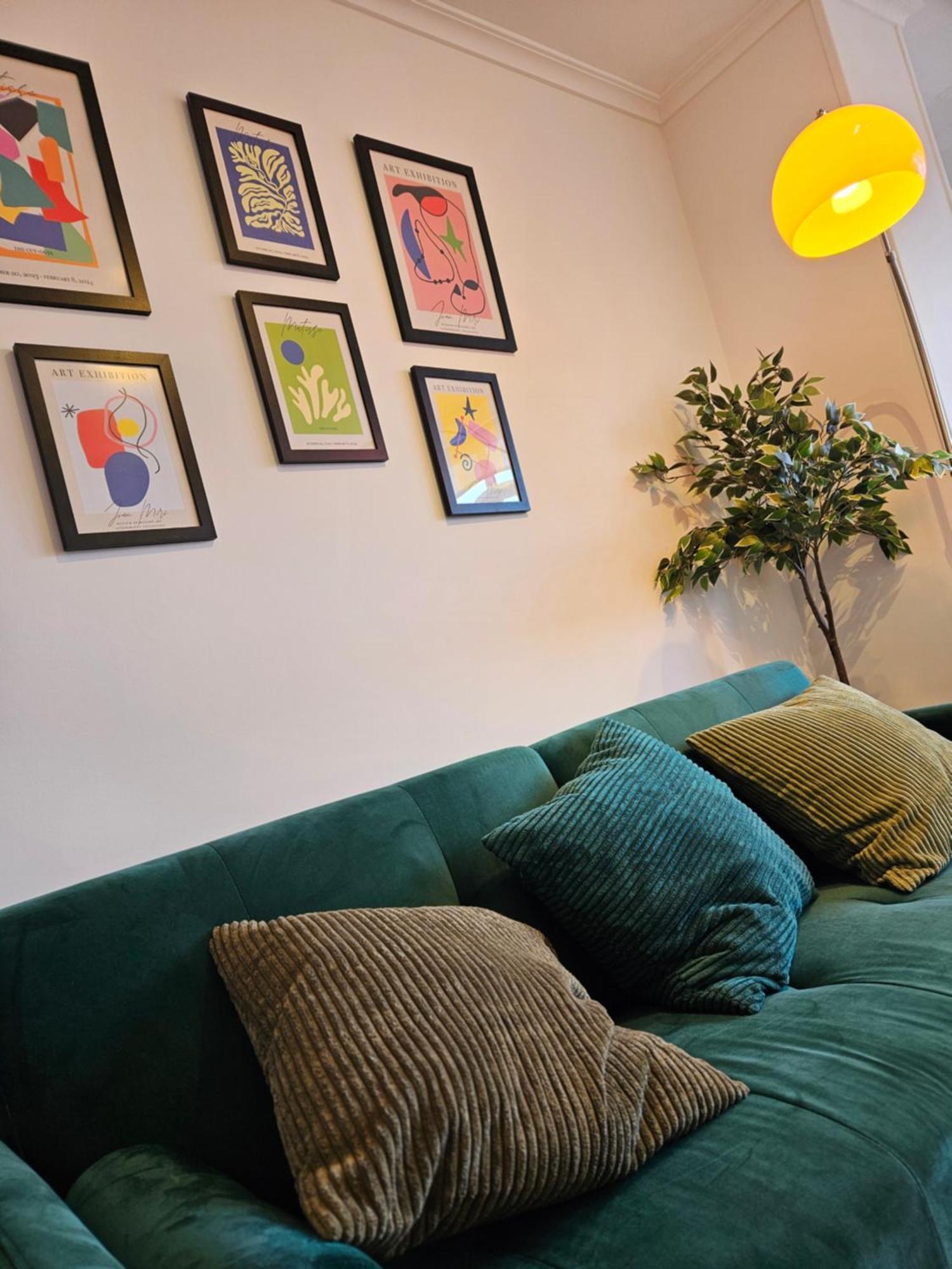 Los Castelos By Urraca Suites Viveiro Luaran gambar