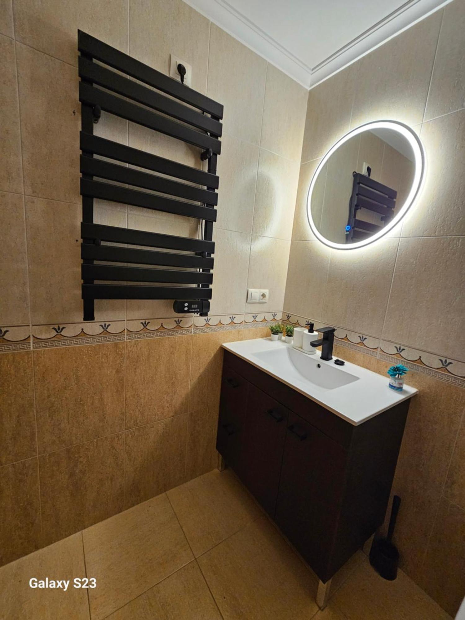 Los Castelos By Urraca Suites Viveiro Luaran gambar